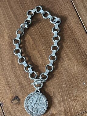 French Kande Necklace Silver Tone Chunky Chain and Medallion